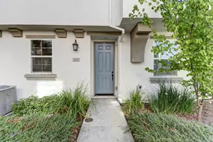 7820 Zaragoza walk, Sacramento, CA 95823 - Photo 3