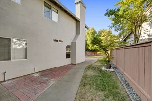 11861 Point Rock Way, Rancho Cordova, CA 95670 - Photo 51