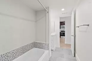 5200 20th Ave, Sacramento, CA 95820 - Photo 17