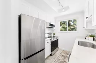 1085 Reed Ave, Sunnyvale, CA 94086 - Photo 17