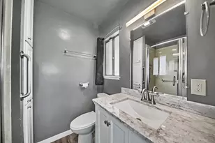1215 Del Vale Ave, Modesto, CA 95350 - Photo 41