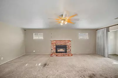 1215 Del Vale Avenue, Modesto, CA 95350 - Photo 27