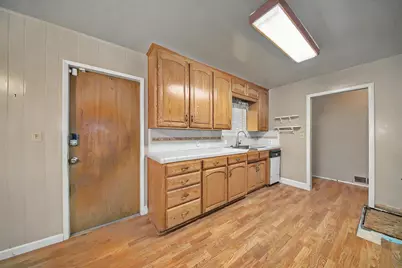 1215 Del Vale Avenue, Modesto, CA 95350 - Photo 17