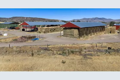 709 Center, Susanville, CA 96130 - Photo 7