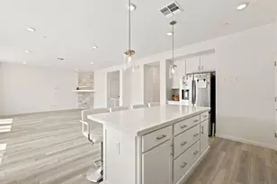 2051 Camden St, Hollister, CA 95023 - Photo 11