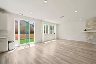 2051 Camden St, Hollister, CA 95023 - Photo 9