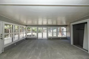 325 Oakshire Ave, Modesto, CA 95354 - Photo 21