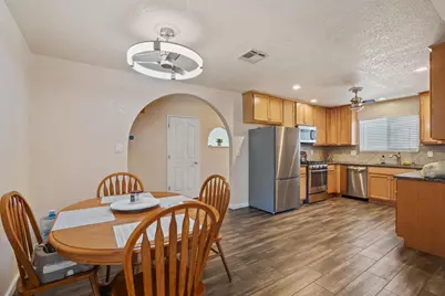 845 Siskiyou Lane, Manteca, CA 95336 - Photo 9