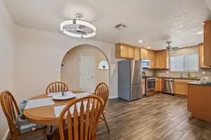 845 Siskiyou Ln, Manteca, CA 95336 - Photo 9