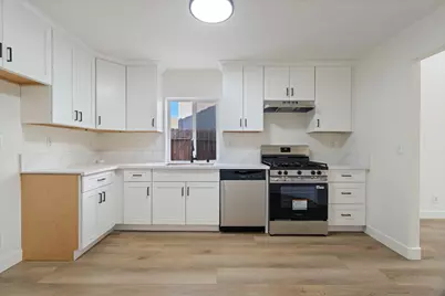 2501 Lock Avenue, Sacramento, CA 95822 - Photo 9