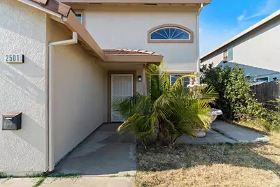 2501 Lock Avenue, Sacramento, CA 95822 - Photo 3