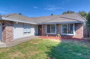 550 E 10th St, Lincoln, CA 95648 - Photo 5