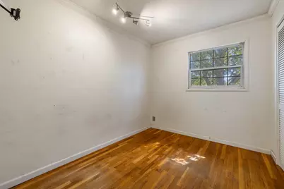 2110 Monticello Avenue, Modesto, CA 95350 - Photo 23