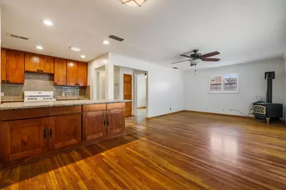 2110 Monticello Avenue, Modesto, CA 95350 - Photo 11