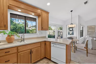 789 Harvey Way, Sacramento, CA 95831 - Photo 9