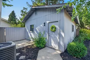 789 Harvey Way, Sacramento, CA 95831 - Photo 29
