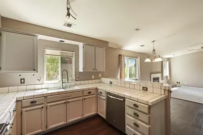 2142 Bluejay Way, Lodi, CA 95240 - Photo 7