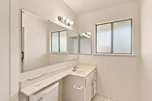 5513 Engle Rd, Carmichael, CA 95608 - Photo 27
