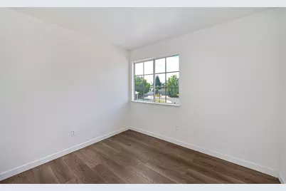 6431 Canyon Creek Way, Elk Grove, CA 95758 - Photo 33