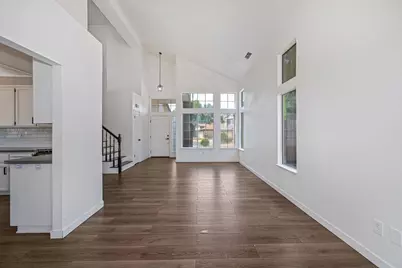 6431 Canyon Creek Way, Elk Grove, CA 95758 - Photo 7