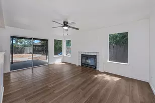 6431 Canyon Creek Way, Elk Grove, CA 95758 - Photo 11