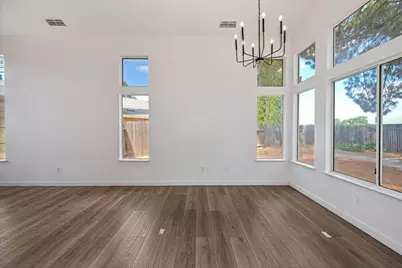 6431 Canyon Creek Way, Elk Grove, CA 95758 - Photo 9