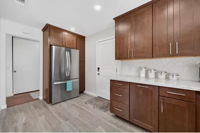 5645 Woodforest, Sacramento, CA 95842 - Photo 19