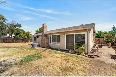 5645 Woodforest, Sacramento, CA 95842 - Photo 27
