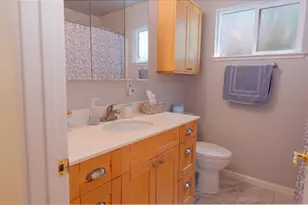 5016 J Pkwy, Sacramento, CA 95823 - Photo 15