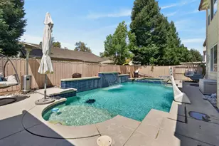 10236 Stathos Dr, Elk Grove, CA 95757 - Photo 63