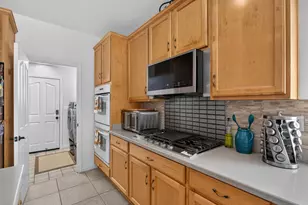 10236 Stathos Dr, Elk Grove, CA 95757 - Photo 29
