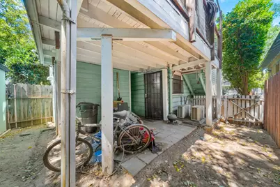 2706 F St, Sacramento, CA 95816 - Photo 33