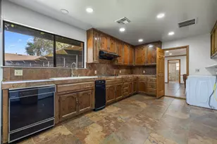 709 Winfield Pl, Modesto, CA 95355 - Photo 63