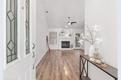 8518 Scotswood Way, Antelope, CA 95843 - Photo 7
