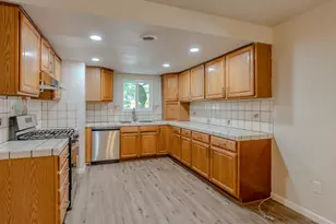2309 Southridge Dr, Modesto, CA 95350 - Photo 11