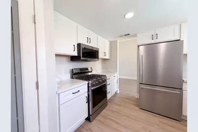 6005 La Castana Way, Sacramento, CA 95823 - Photo 29