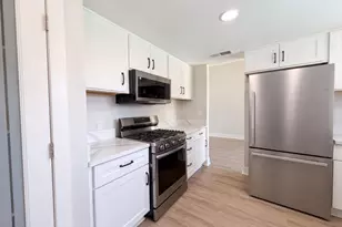 6005 La Castana Way, Sacramento, CA 95823 - Photo 29