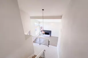 6005 La Castana Way, Sacramento, CA 95823 - Photo 9