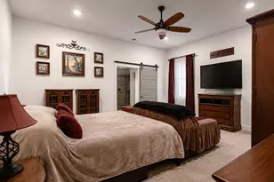 6388 E Fedora Ave, Fresno, CA 93727 - Photo 27