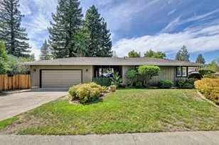 7850 Wildridge Dr, Fair Oaks, CA 95628 - Photo 3