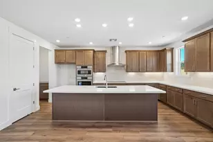 9040 Wickstrom Dr, Orangevale, CA 95662 - Photo 15