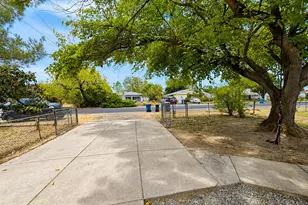 4728 Pacific Ave, Olivehurst, CA 95961 - Photo 5
