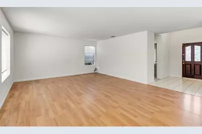 3891 Aetna Springs Way, Sacramento, CA 95834 - Photo 5