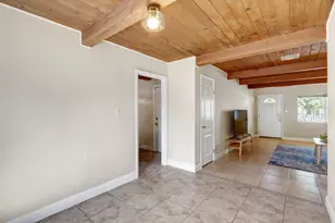 5510 71st St, Sacramento, CA 95820 - Photo 13