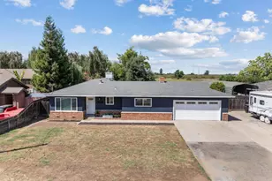 12801 Bonnie Brae Ave, Waterford, CA 95386 - Photo 1