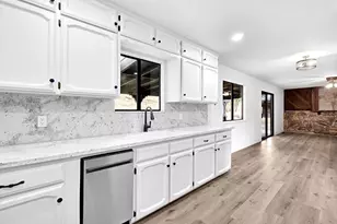 23328 Granite Creek Ln, Clovis, CA 93619 - Photo 13
