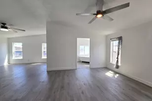 Bentley, Sacramento, CA 95823 - Photo 43