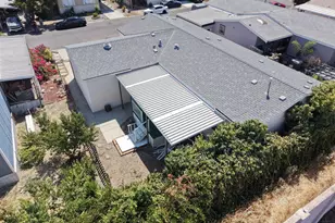 Bentley, Sacramento, CA 95823 - Photo 9