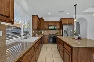 12402 Canyonlands Dr, Rancho Cordova, CA 95742 - Photo 21