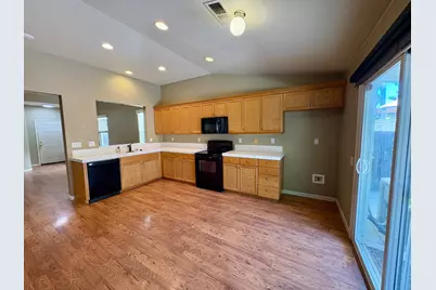 2315 Gallery Drive, Riverbank, CA 95367 - Photo 9